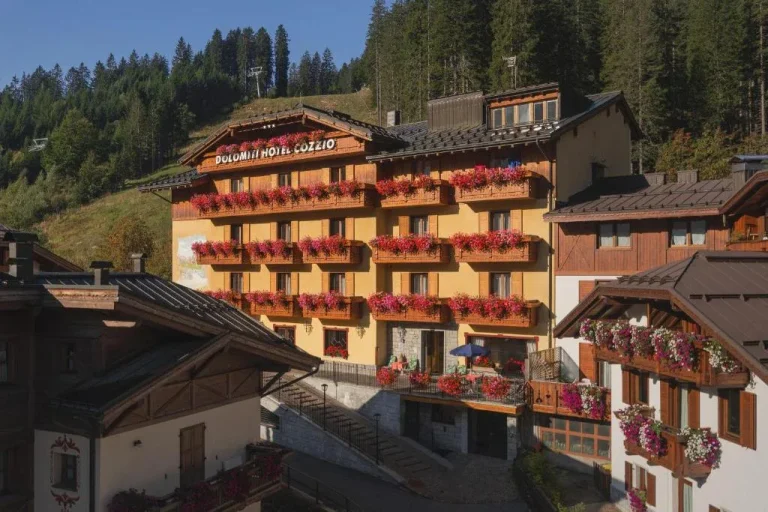 Blick in das Dolomiti Hotel Cozzio