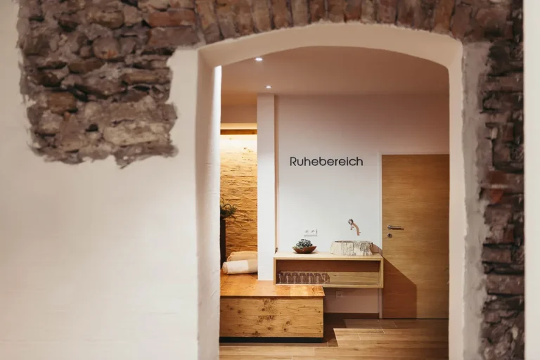 Wohnbereich in den Adler Alpen Apartments