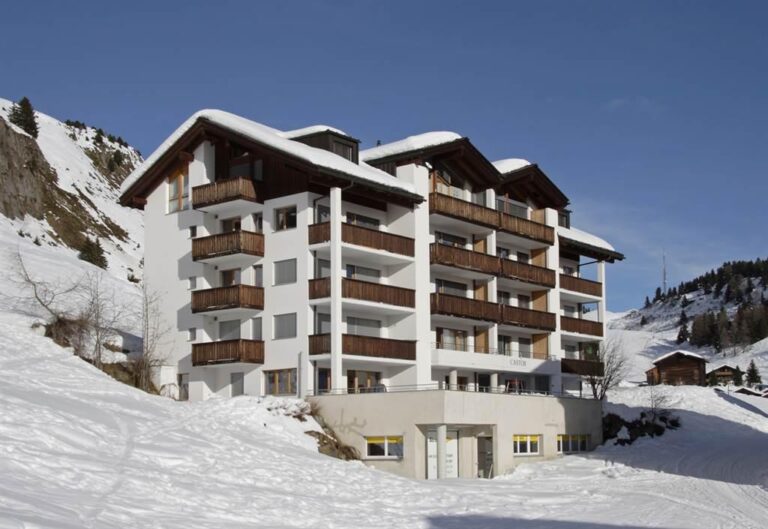 Außenansicht der Unterkunft Castor im Winter