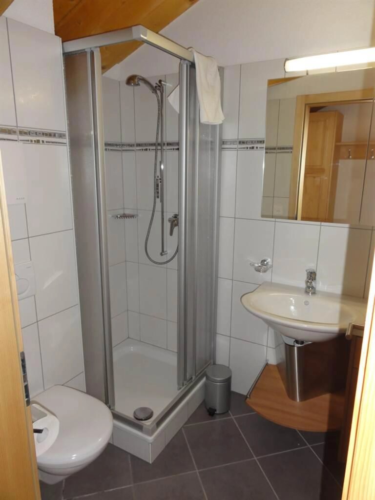 Bad mit Dusche