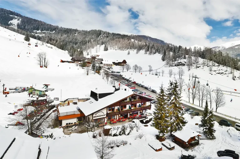 Aussenansicht des Berghof in Bad Kleinkirchheim