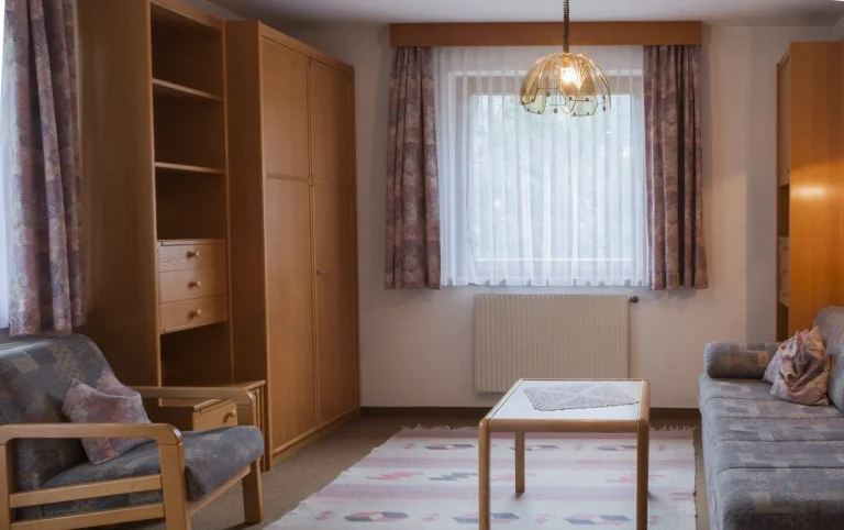 Wohnzimmer in den Eckis Appartements