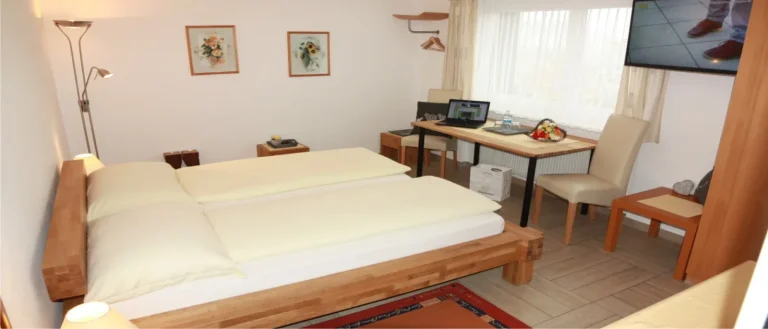 Zimmer im Hotel Paradis in Leukerbad