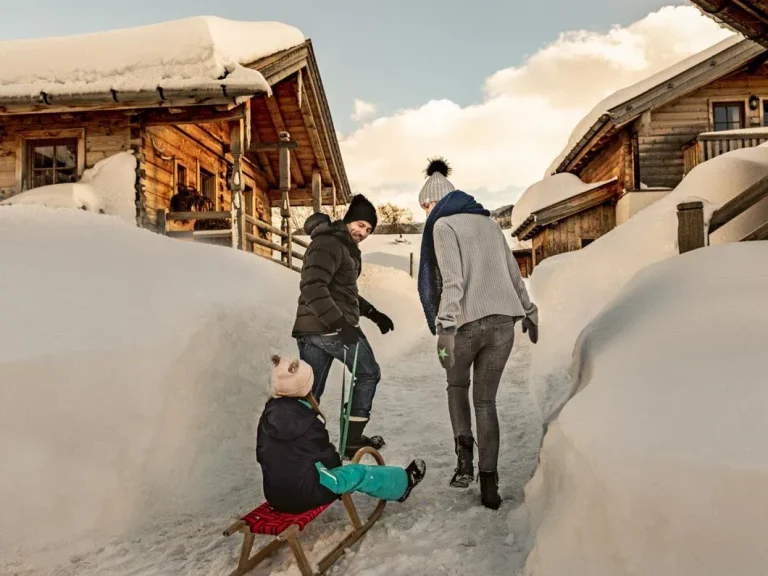 Winteransicht des Naturresort PURADIES