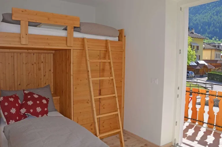 Zimmer mit Etagenbett in der Casa Heidi