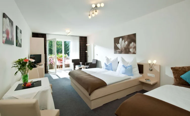 Dreibettzimmer der Pension Haus Maria