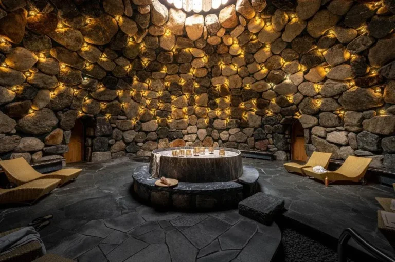 Wellnessbereich im Sporthotel Silvretta Montafon