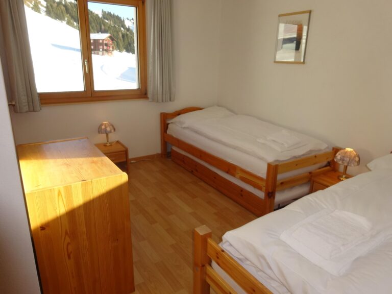 Zweites Schlafzimmer mit Winterblick