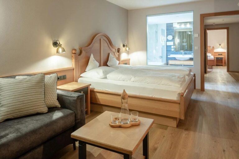 Schlafzimmer der Familiensuite