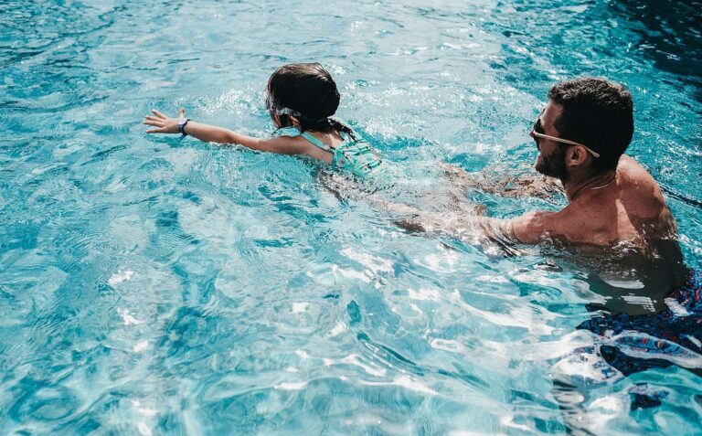 Kinderpool im Sommer