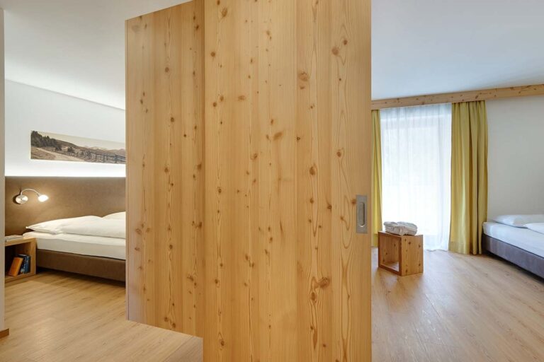 Wohnbereich der Familiensuite