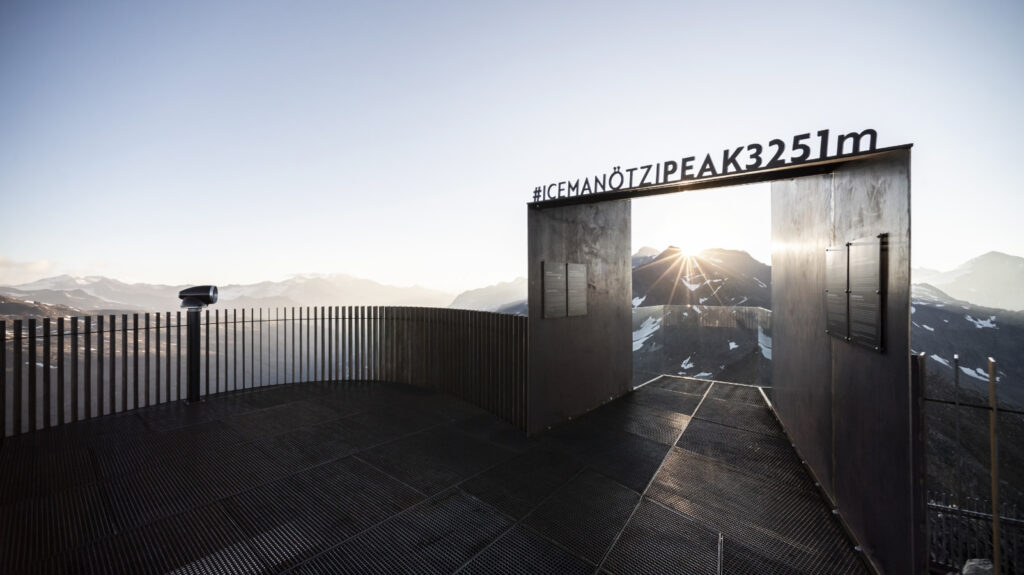 Glacier Hotel Grawand