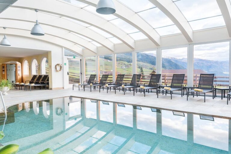 Panoramapool Wellness, Hotel Alpenfrieden