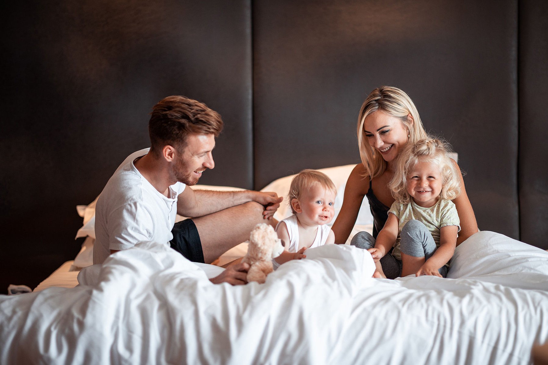 Familienzimmer aus Zirbenholz, Family Home Alpenhof
