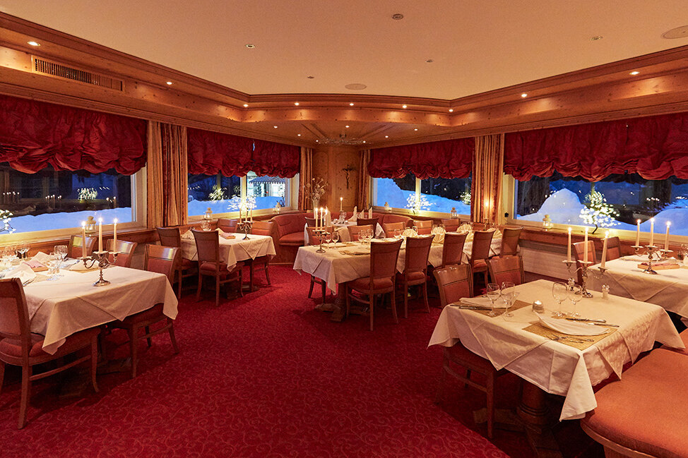 Restaurant Le Chalet in Abendstimmung