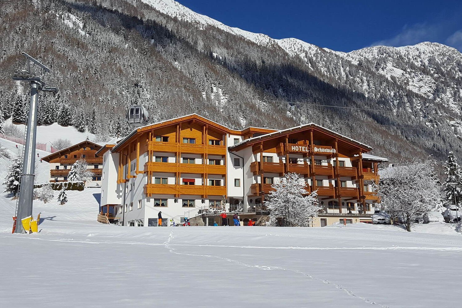 Außenansicht im Winter, Alpenhotel Schönwald