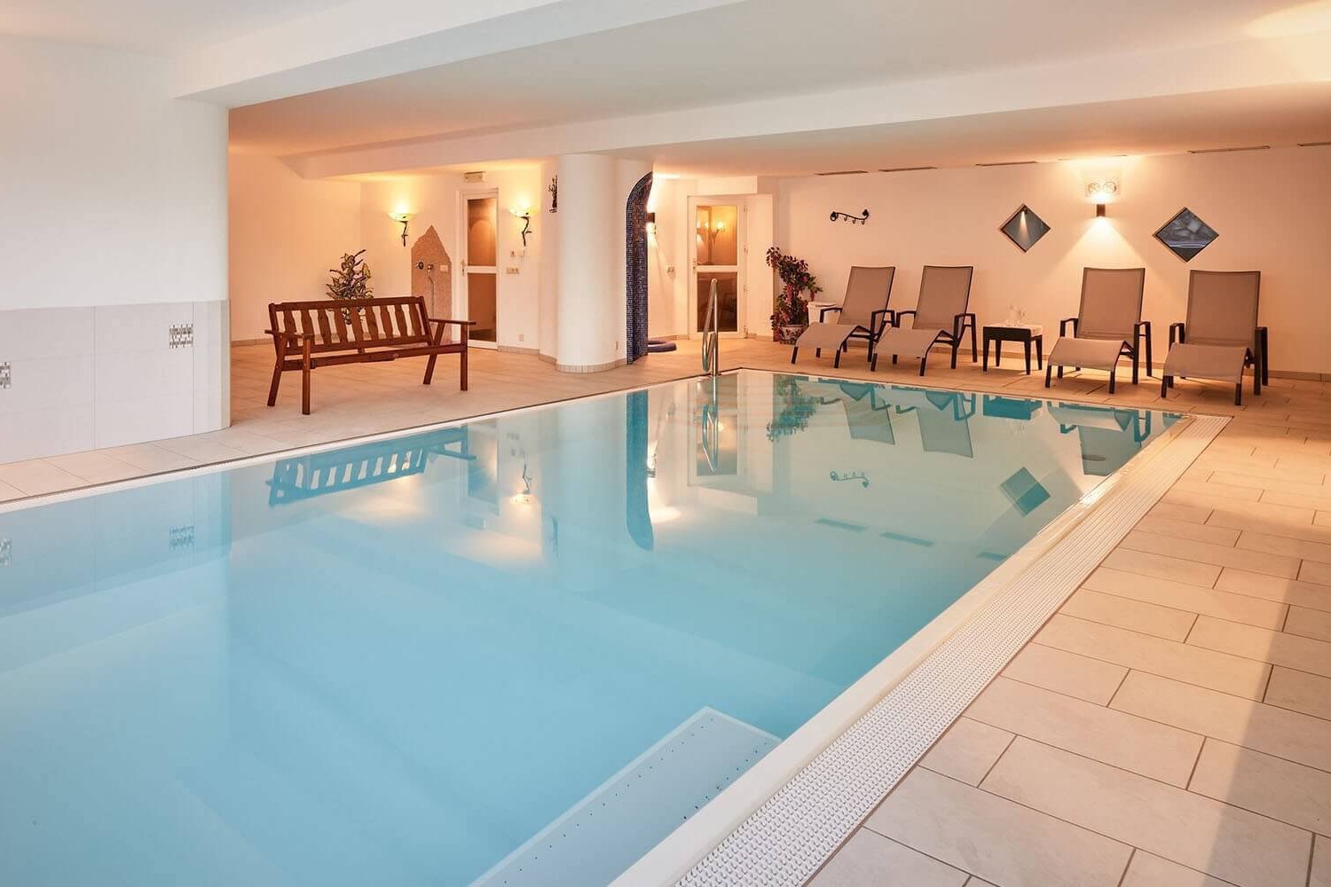 Hallenbad Innenpool, Alpenhotel Schönwald
