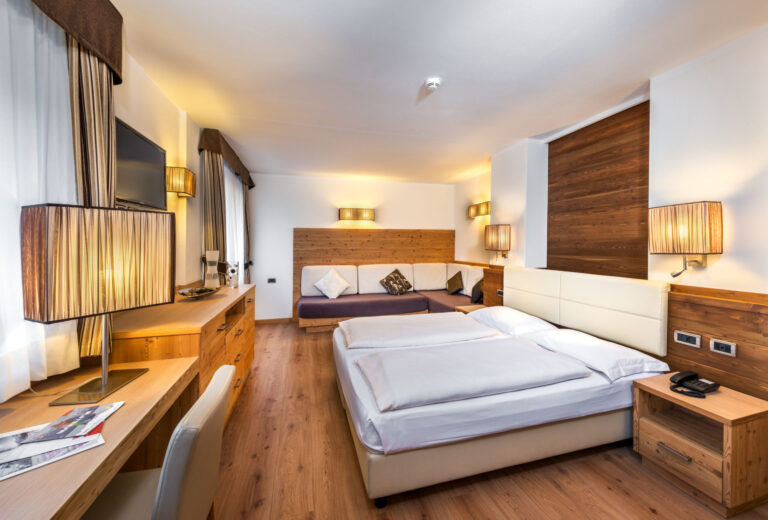 Doppelzimmer mit Holzambiente