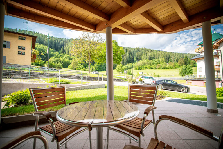 Terrasse im Sommer