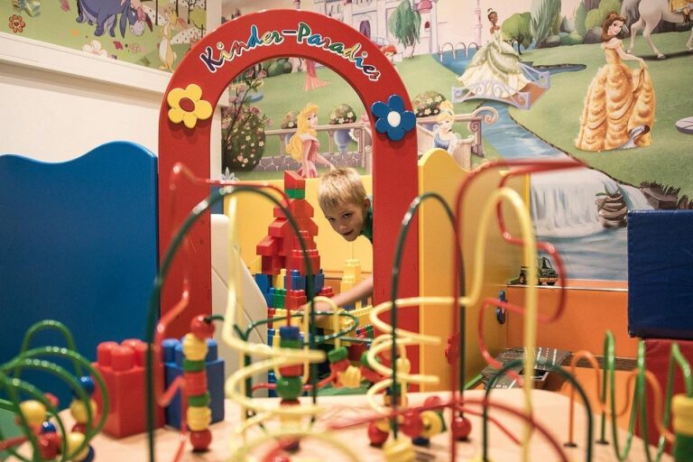 Kinderspielzimmer, Parkhotel Holzerhof