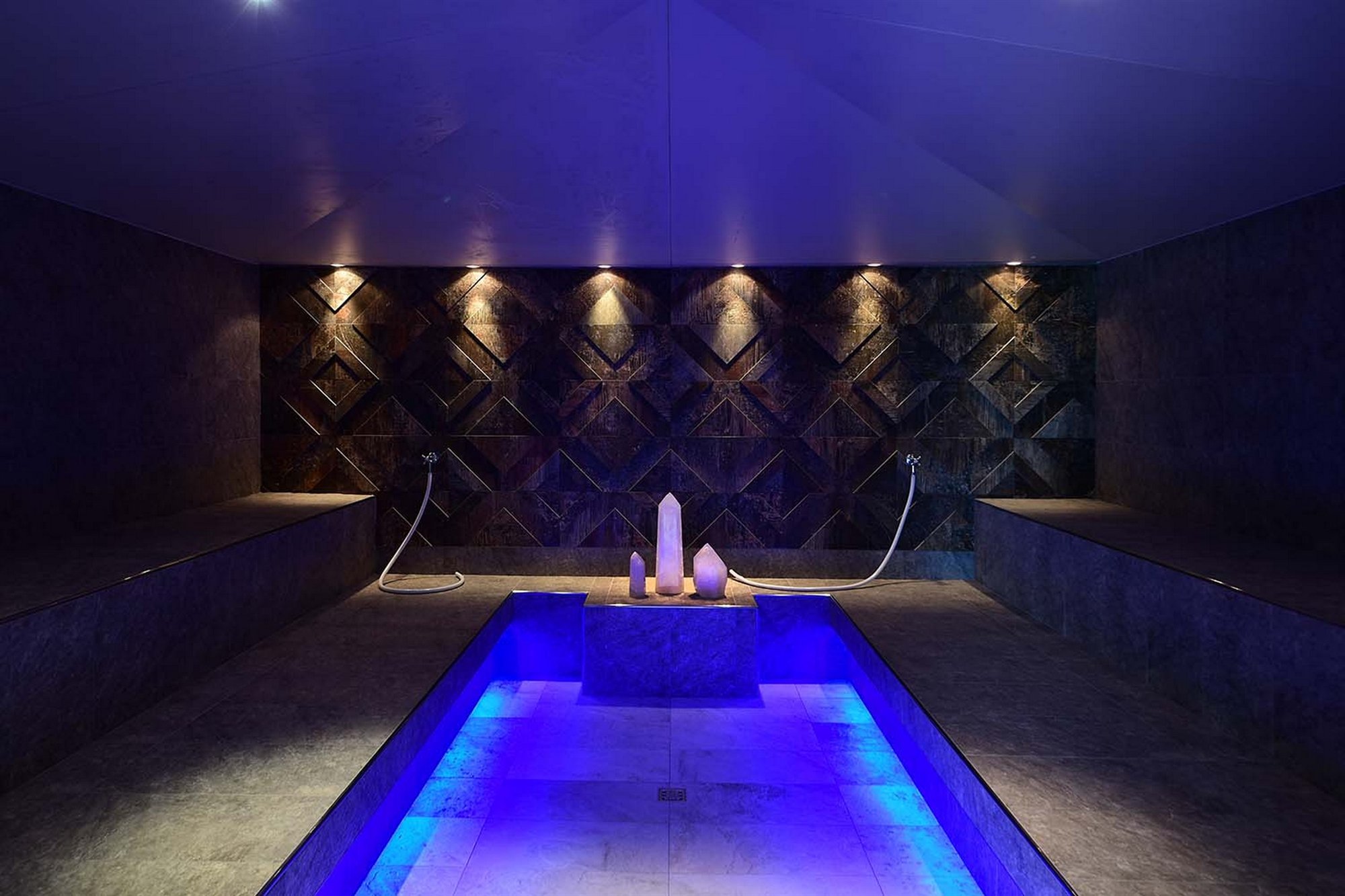 Wellness Saunawelt, Tratterhof Mountain Sky Hotel